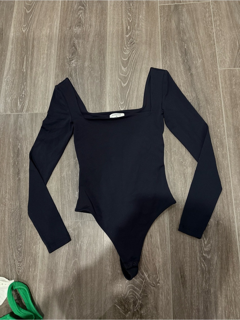 💕2 for 25$💕 Babaton aritzia square neck bodysuit